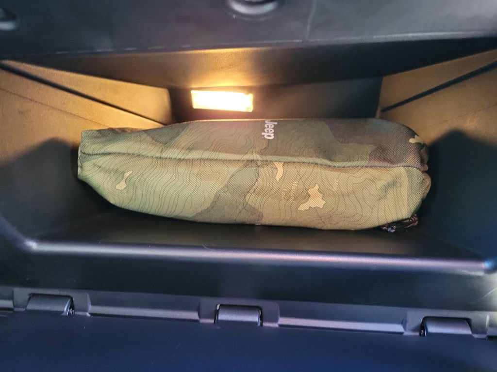 Used 2022 Jeep Cherokee Trailhawk w/ Technology Group B image 36