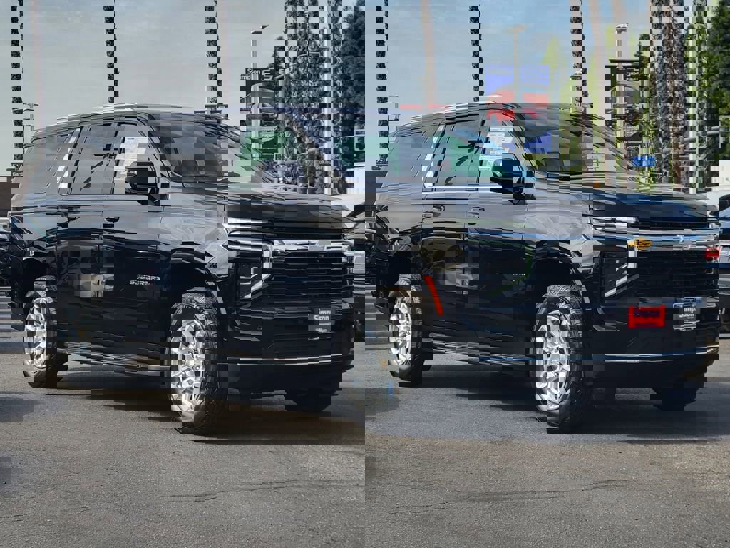 New 2026 Chevrolet Suburban LS image 26