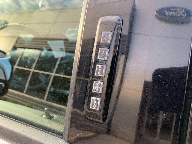 Used 2022 Ford F150 XLT w/ Equipment Group 302A High image 19