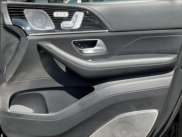 Certified 2021 Mercedes-Benz Maybach GLS 600 4MATIC image 30