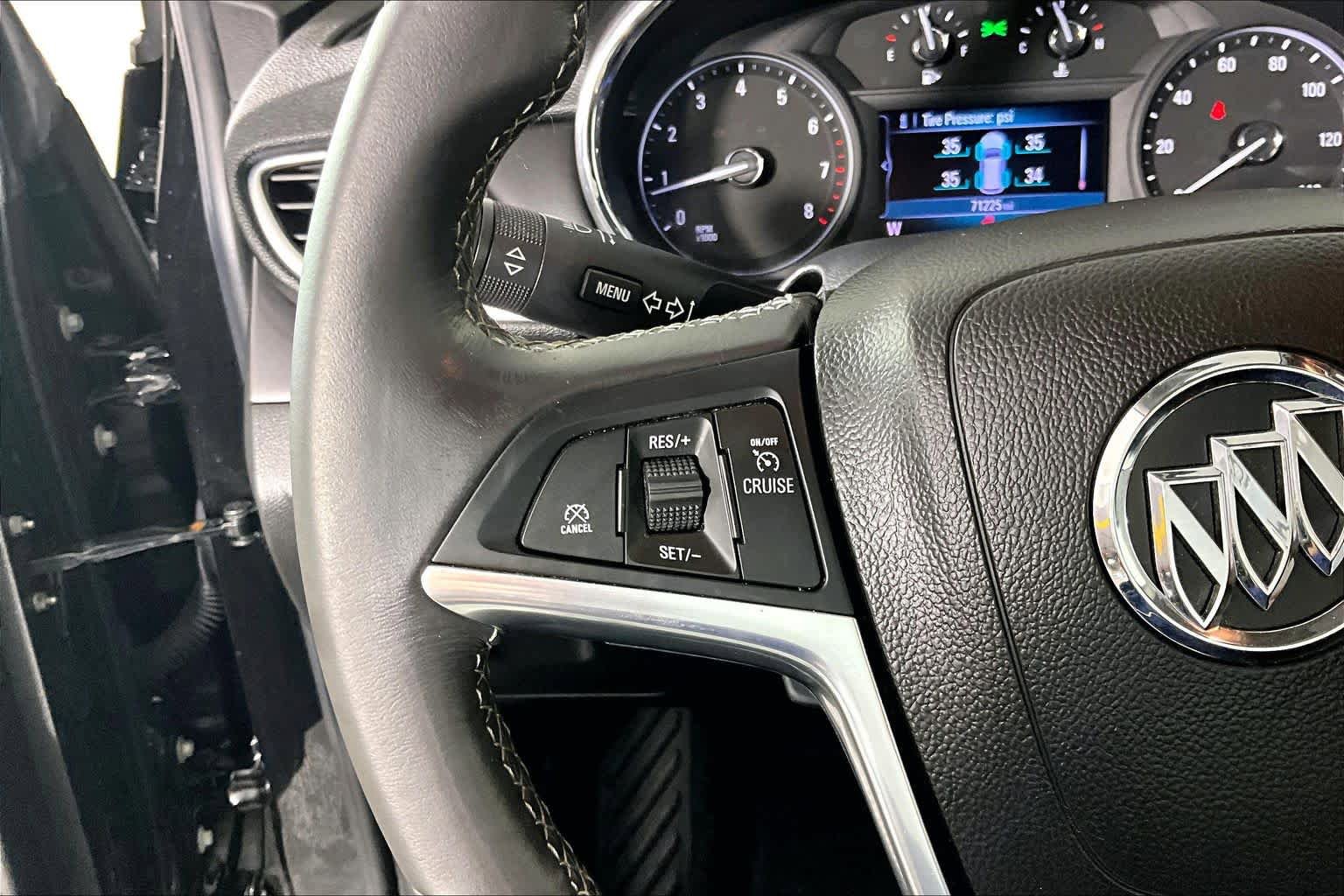 Certified 2022 Buick Encore Preferred AWD/4WD image 20