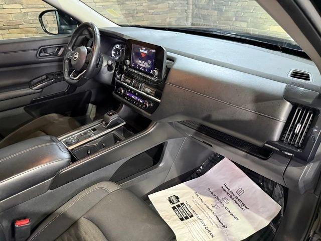 Certified 2023 Nissan Pathfinder SV AWD/4WD image 28