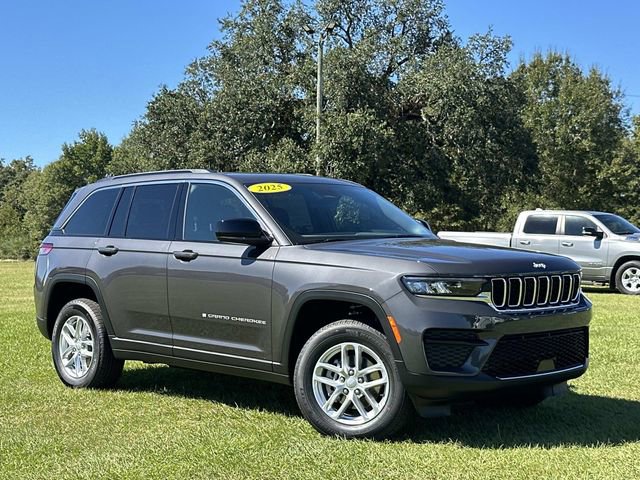 New 2025 Jeep Grand Cherokee Laredo X w/ Luxury Tech Group I image 10