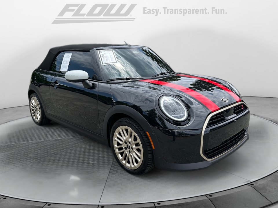 Used 2025 MINI Cooper S FWD image 1