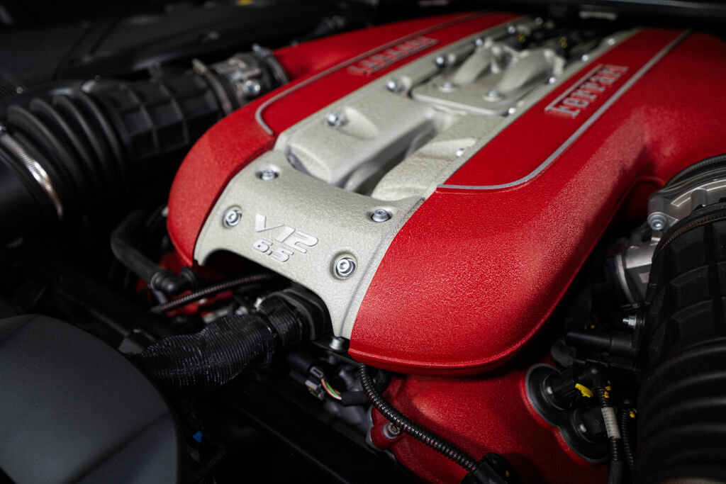 Used 2022 Ferrari 812 GTS RWD image 24