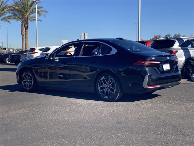 Certified 2025 BMW i5 eDrive40i w/ Premium Package image 9