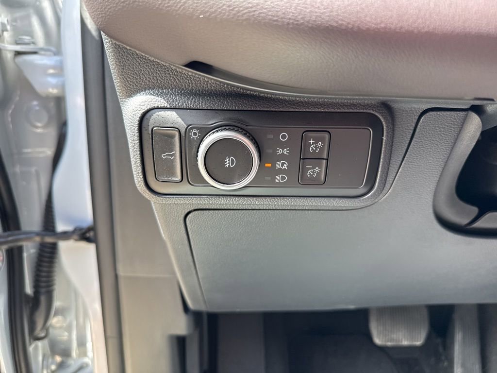 Used 2025 Ford Explorer Platinum w/ Ultimate Package image 10