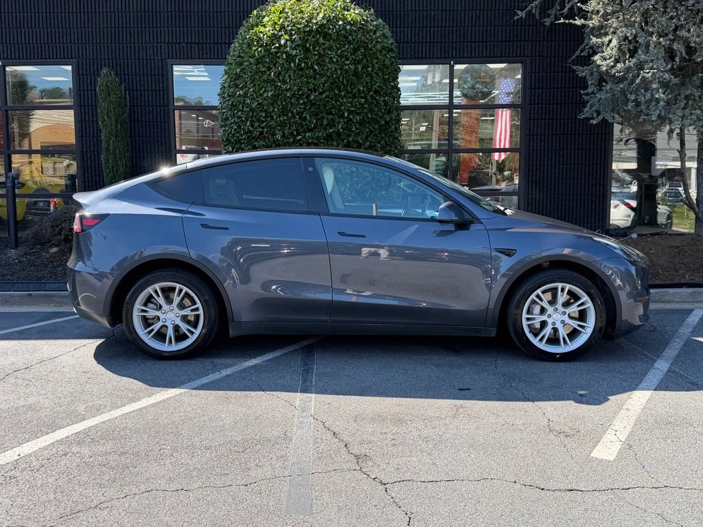 Used 2023 Tesla Model Y Long Range AWD/4WD image 24