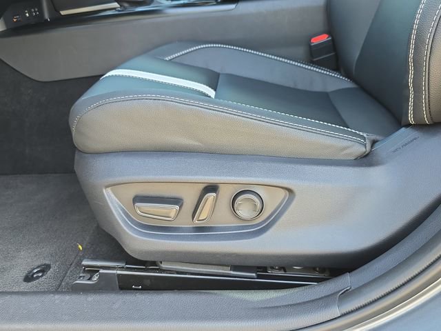 Used 2026 Toyota Camry SE w/ Convenience Package image 28