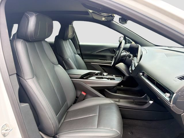 Used 2024 Cadillac Lyriq Sport AWD/4WD image 16