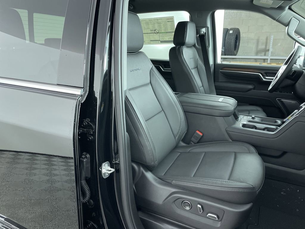 New 2025 GMC Sierra 2500 Denali image 28