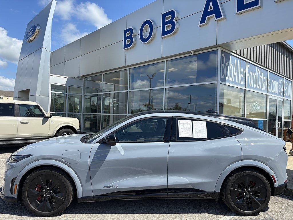 Used 2025 Ford Mustang Mach-E GT AWD/4WD image 2