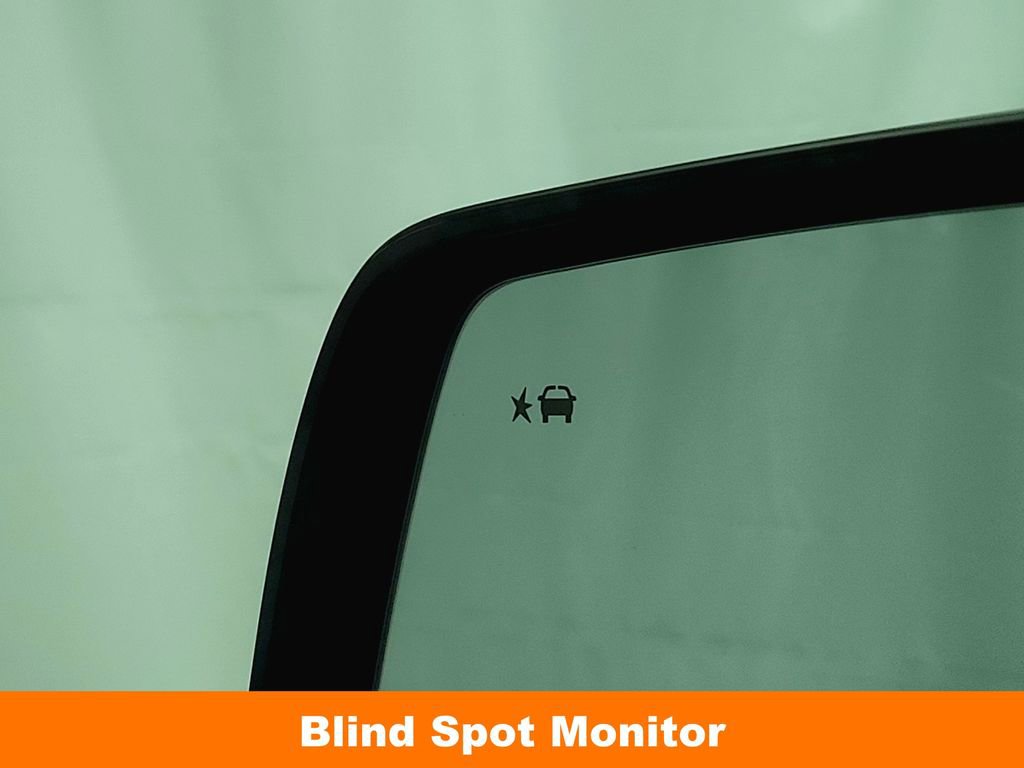 Used 2020 Chevrolet Traverse LT w/ LPO, Floor Liner Package image 13