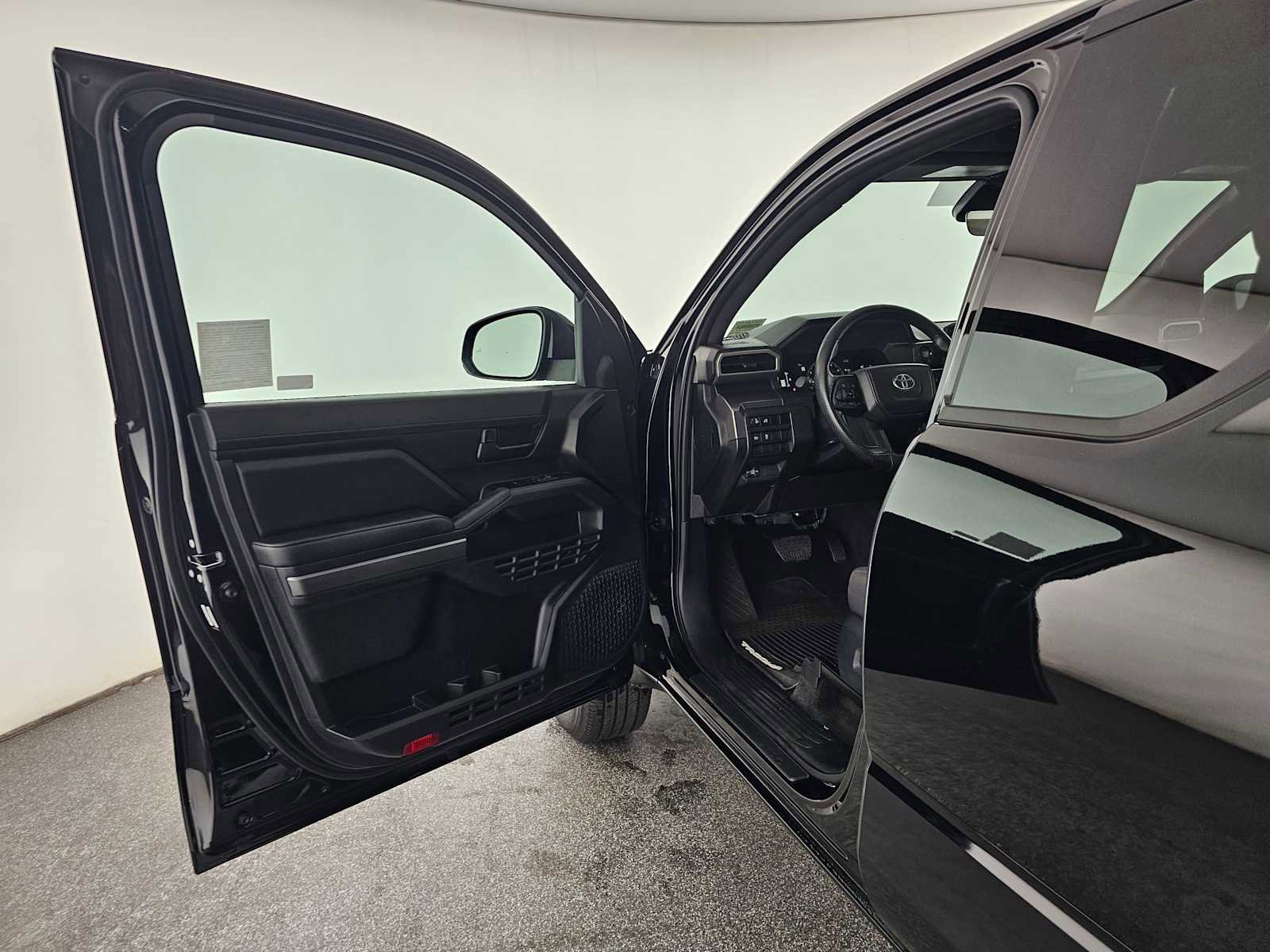 Used 2025 Toyota Tacoma SR5 RWD image 14