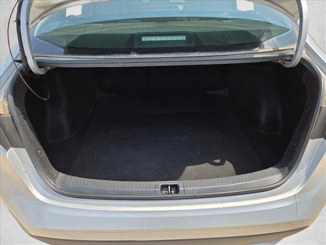 Used 2021 Toyota Corolla LE FWD image 6