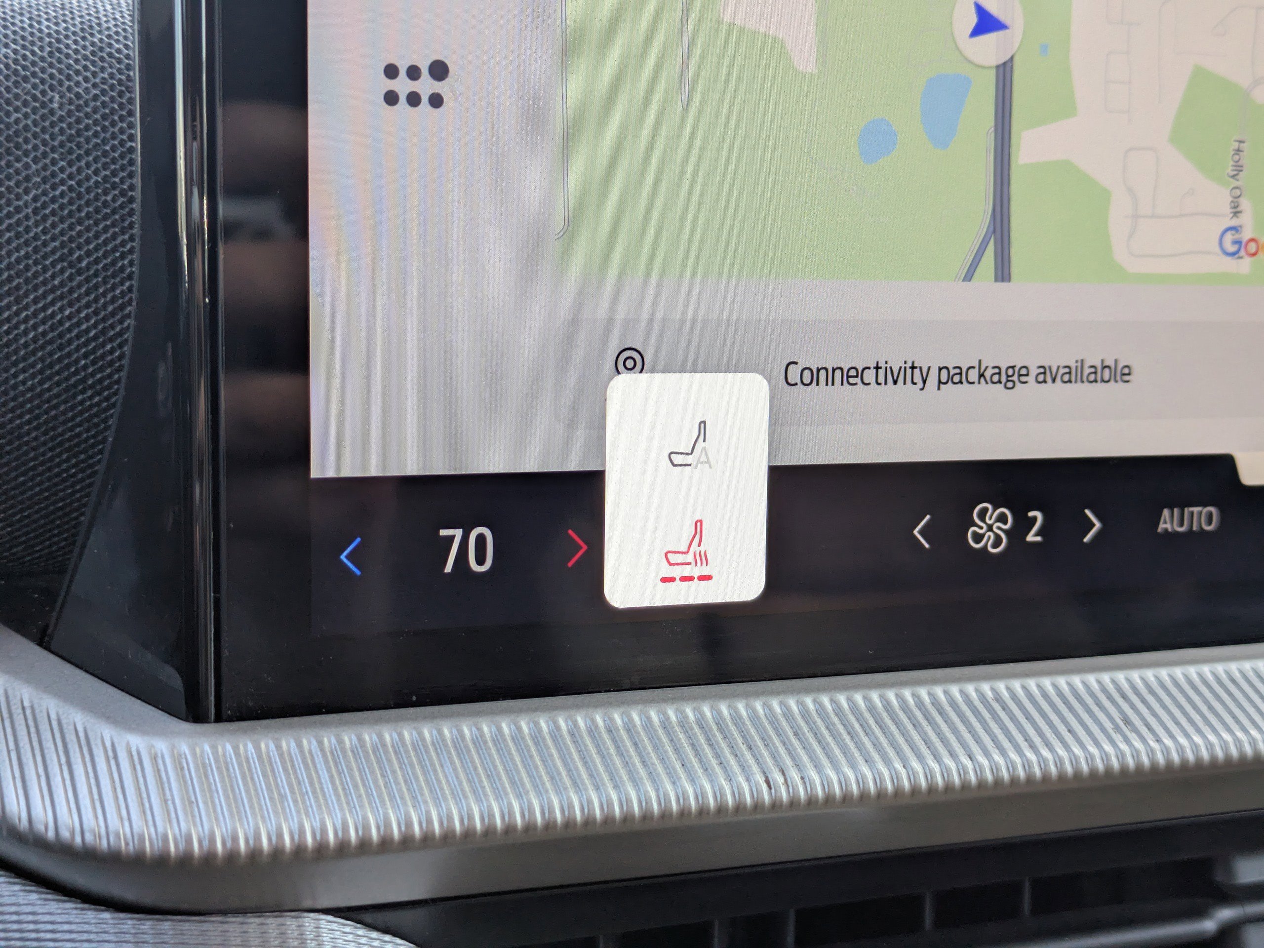 Used 2025 Ford Explorer Active image 27