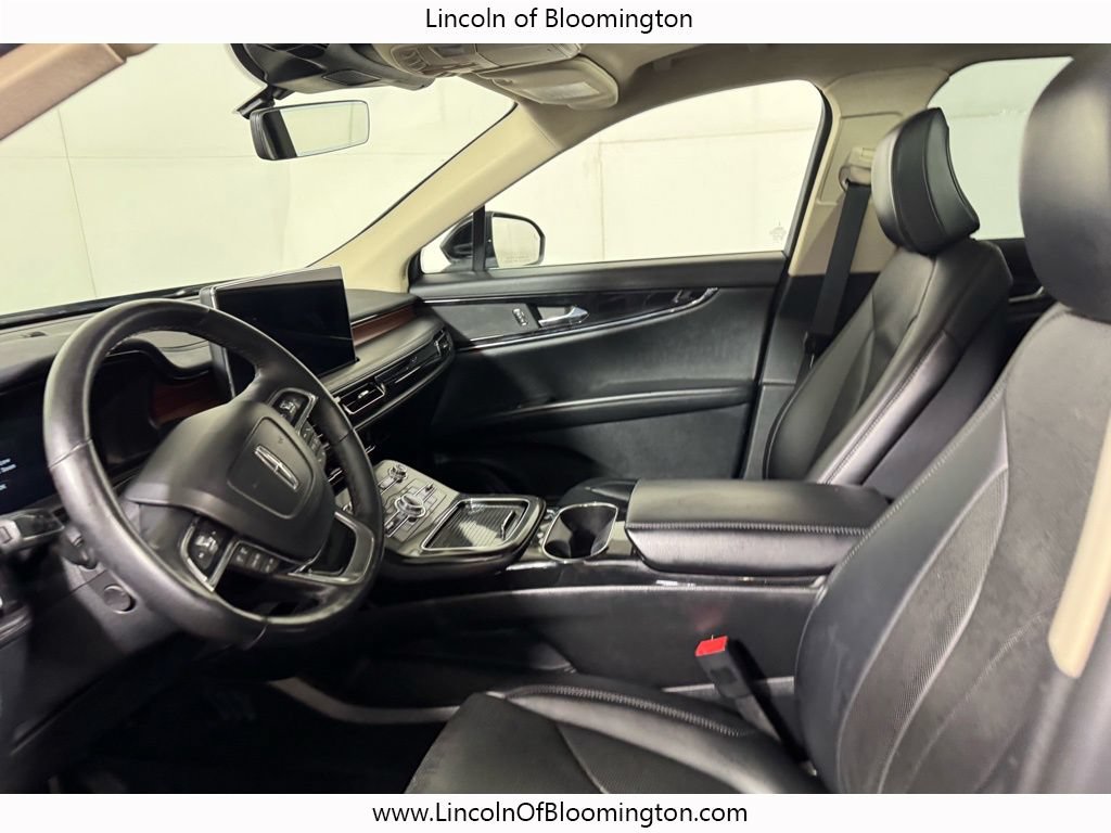 Certified 2022 Lincoln Nautilus Reserve w/ Monochromatic Package AWD/4WD image 32
