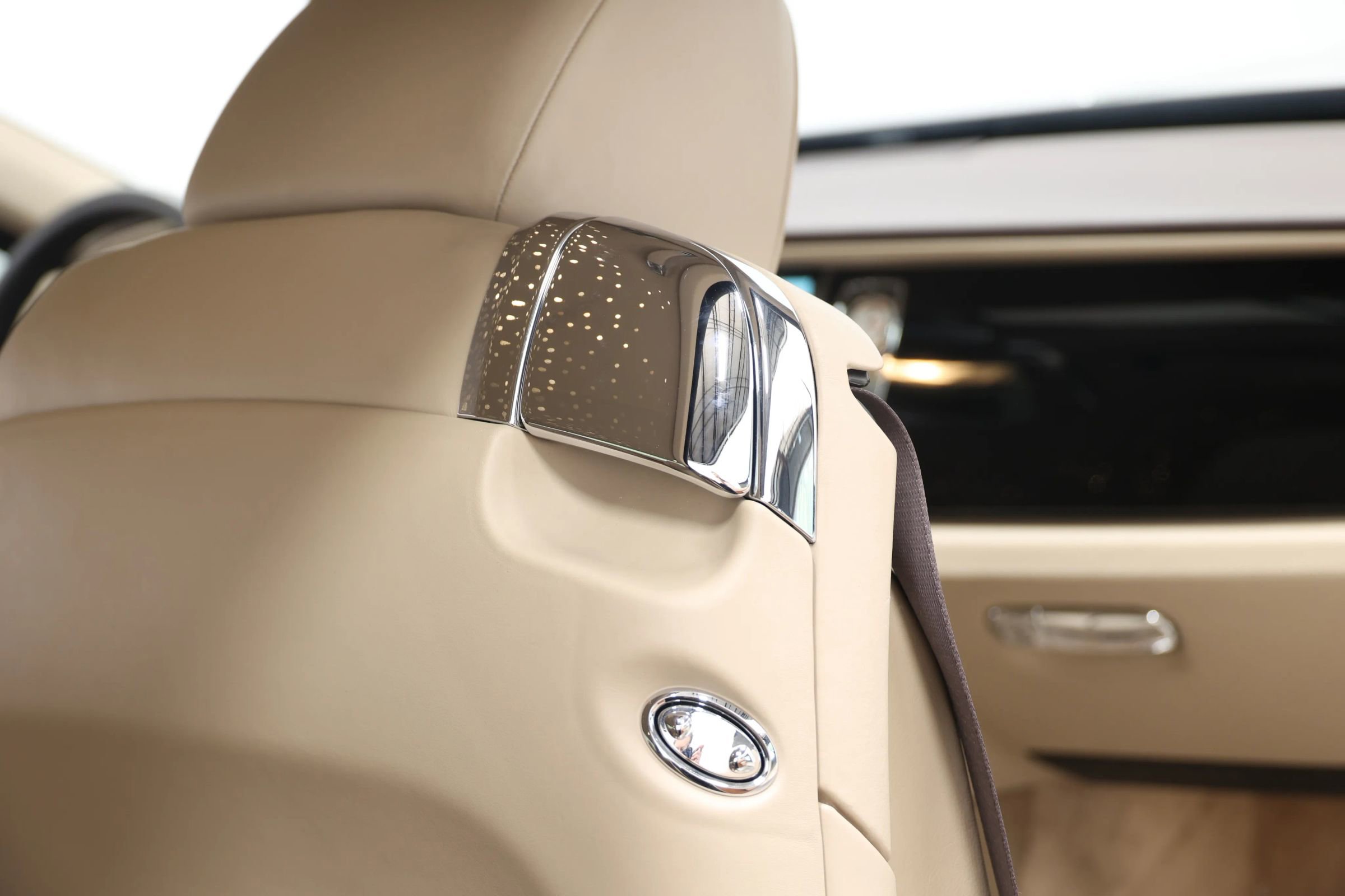 Used 2014 Rolls-Royce Wraith image 97