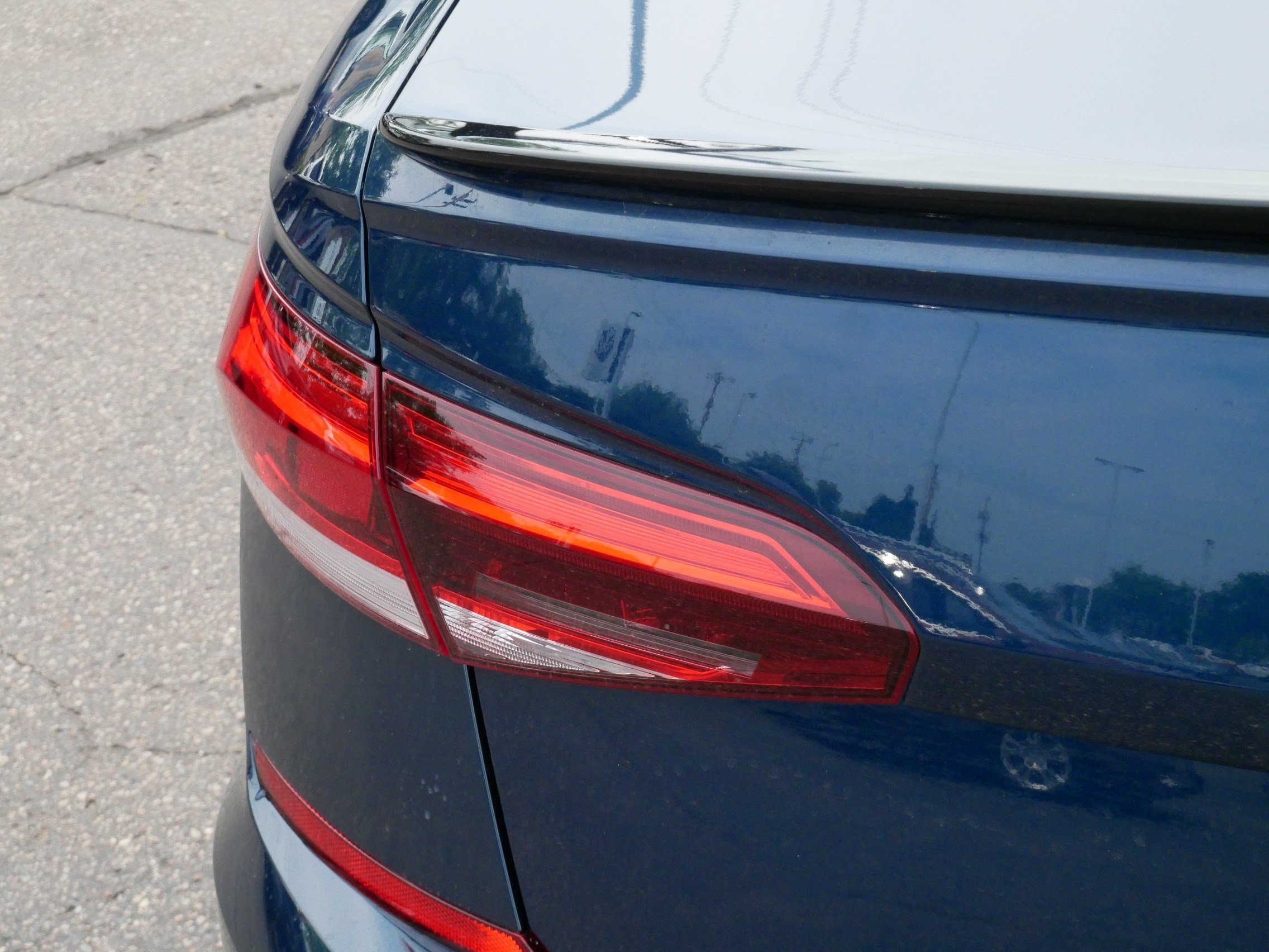 Certified 2020 Volkswagen Passat 2.0T R-Line FWD image 16