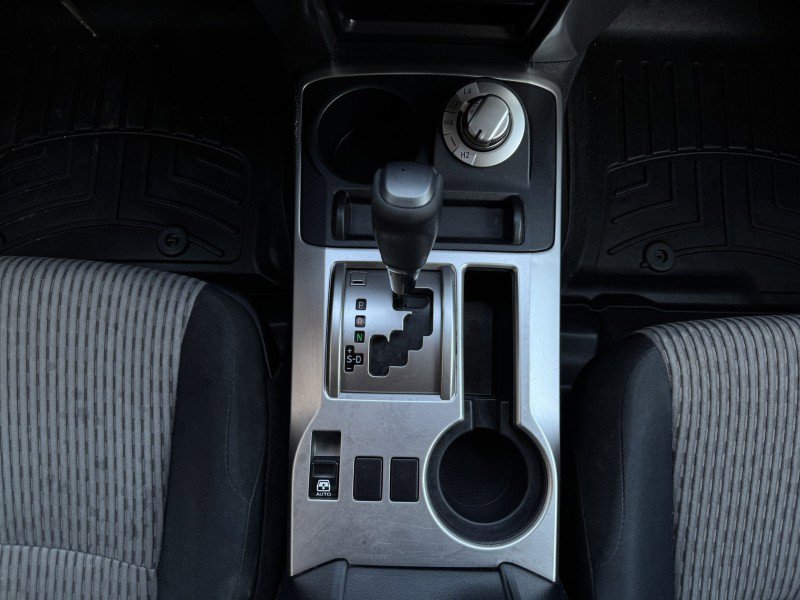 Used 2015 Toyota 4Runner SR5 image 26