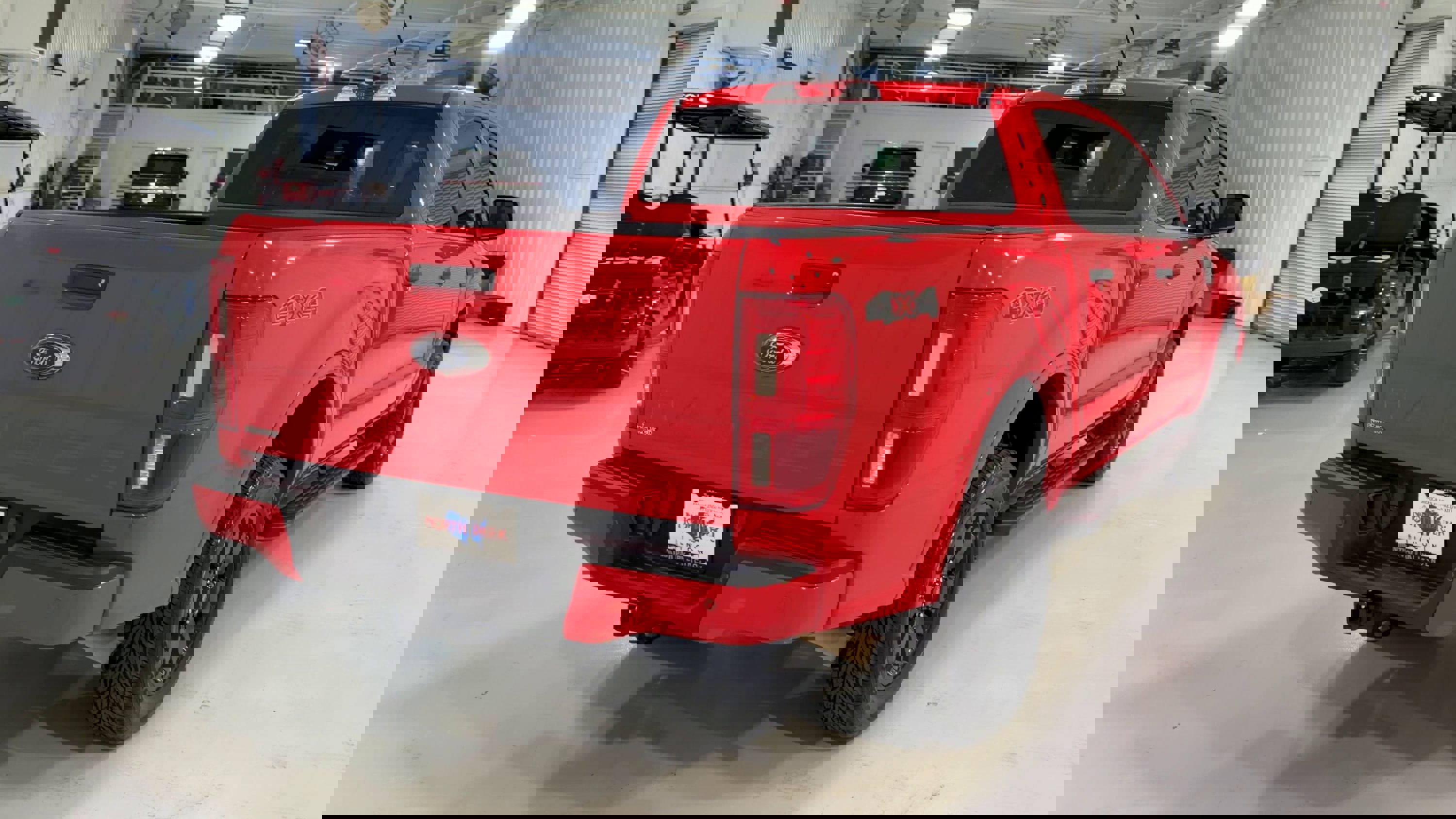 Used 2020 Ford Ranger XLT w/ Equipment Group 301A Mid image 9