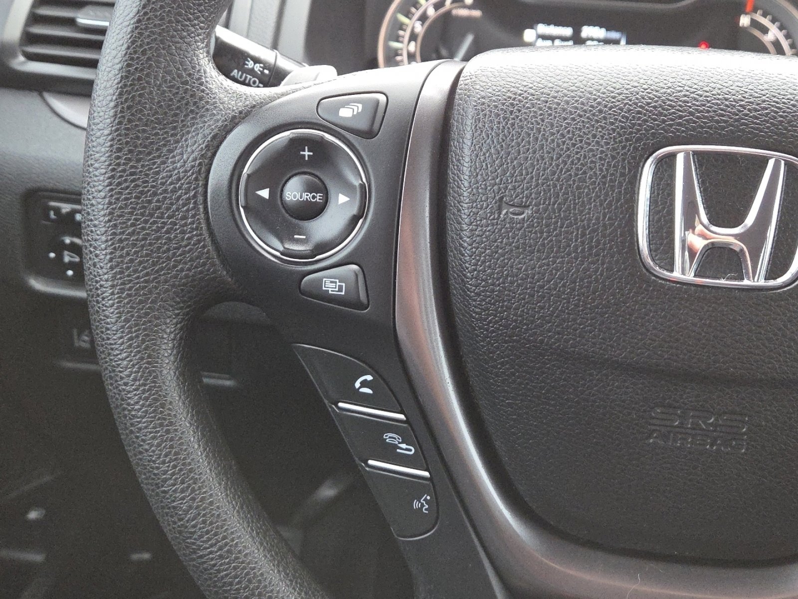 Used 2020 Honda Ridgeline Sport image 31