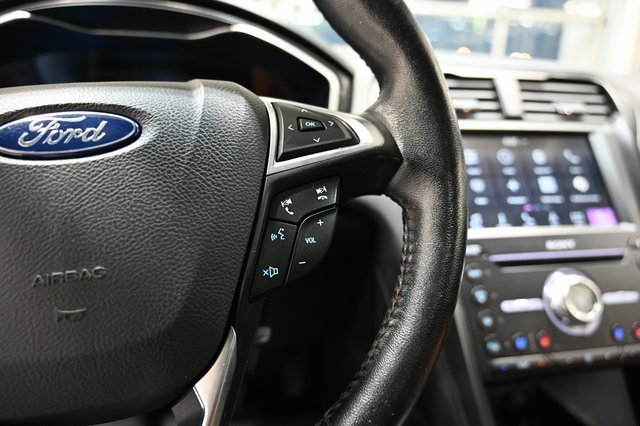 Used 2019 Ford Fusion Titanium image 24