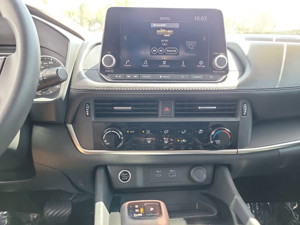 Used 2023 Nissan Rogue S image 12