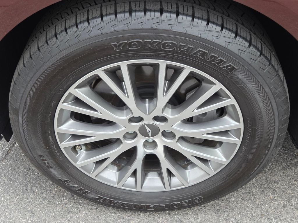 Used 2021 Genesis GV80 2.5T w/ Advanced Package 03 RWD image 12