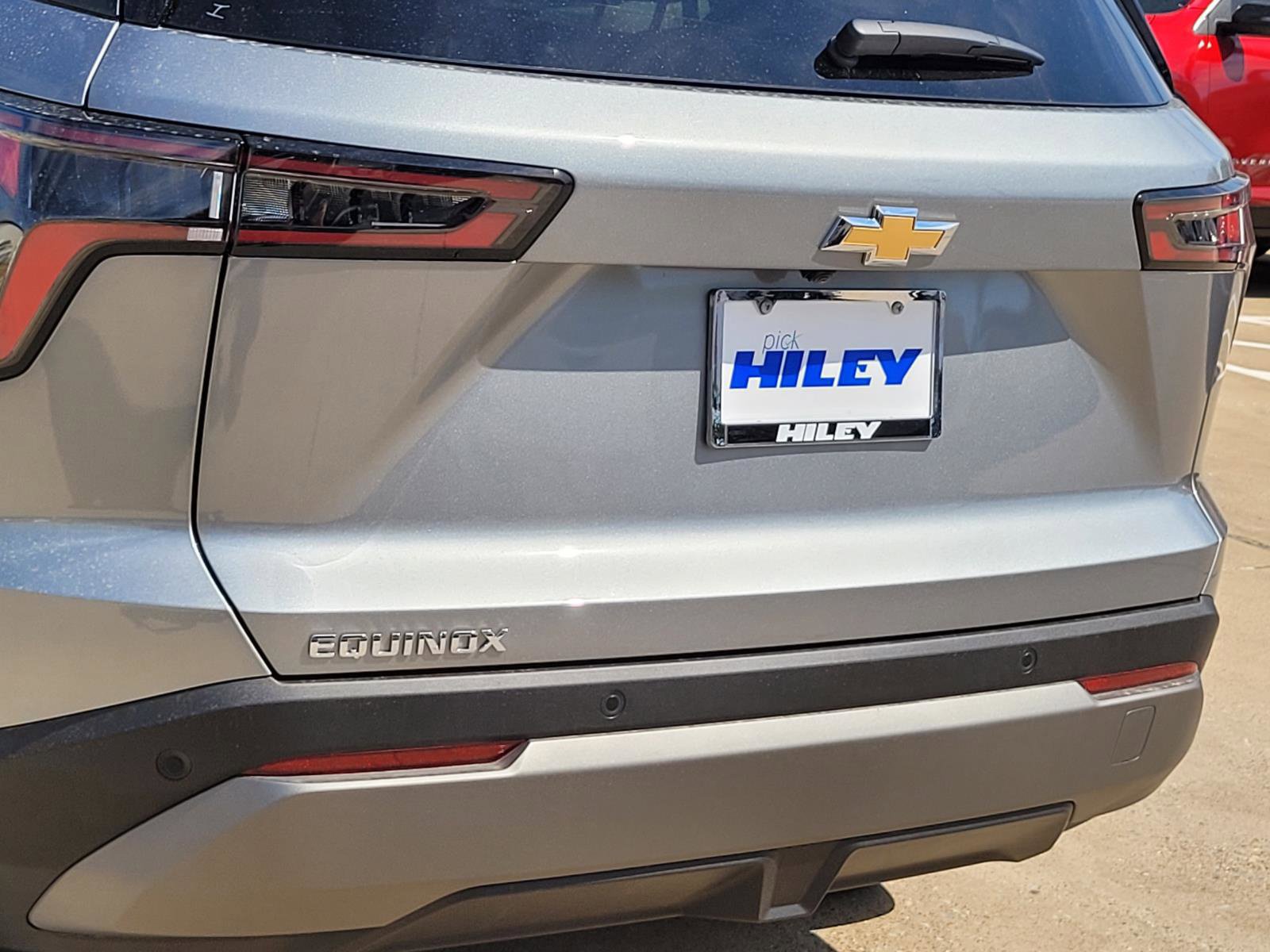 New 2027 Chevrolet Equinox LT FWD image 4