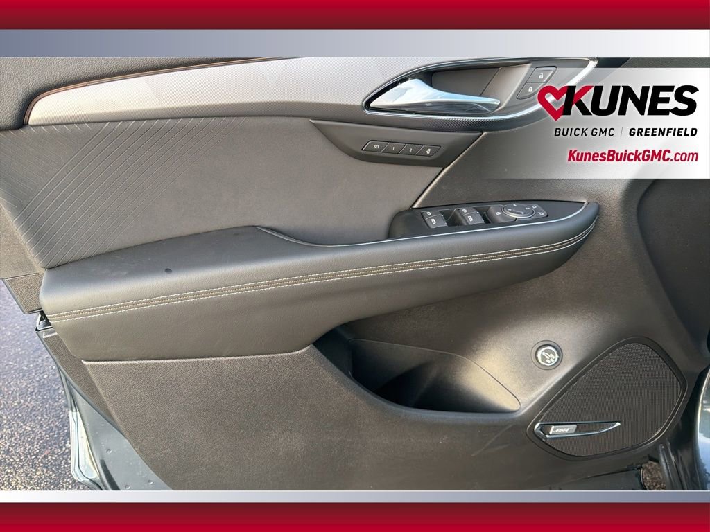 New 2026 Buick Envision Sport Touring image 27