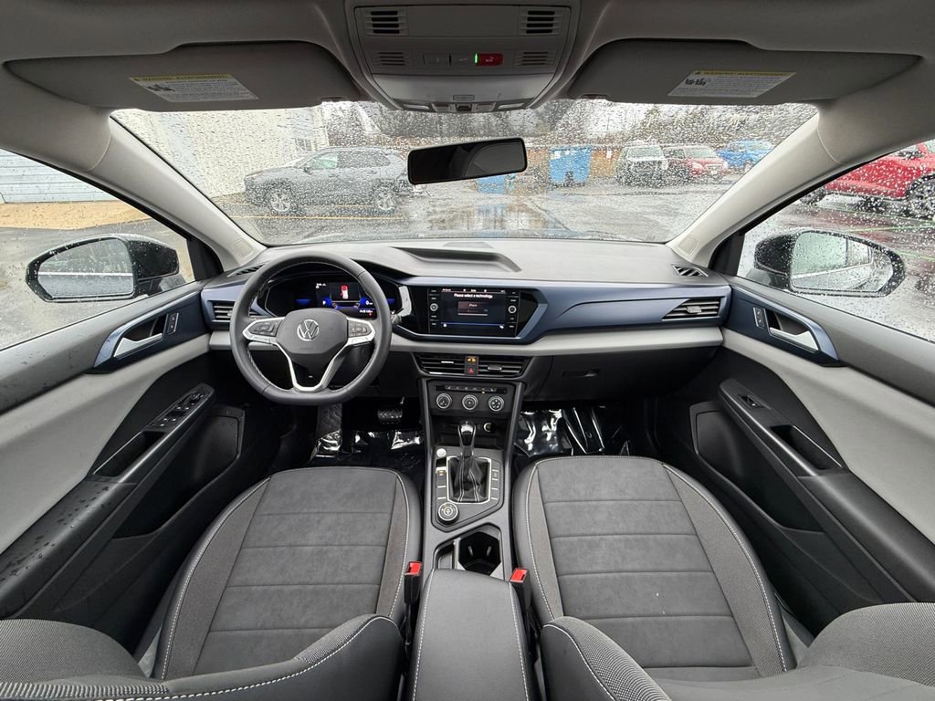 Used 2022 Volkswagen Taos SE image 22