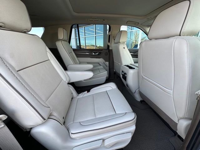 Used 2021 GMC Yukon Denali AWD/4WD image 31