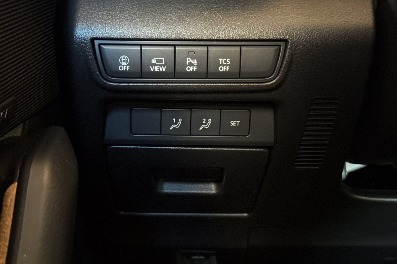 Used 2022 MAZDA MX-30 Electric w/ Premium Plus Pkg FWD image 37