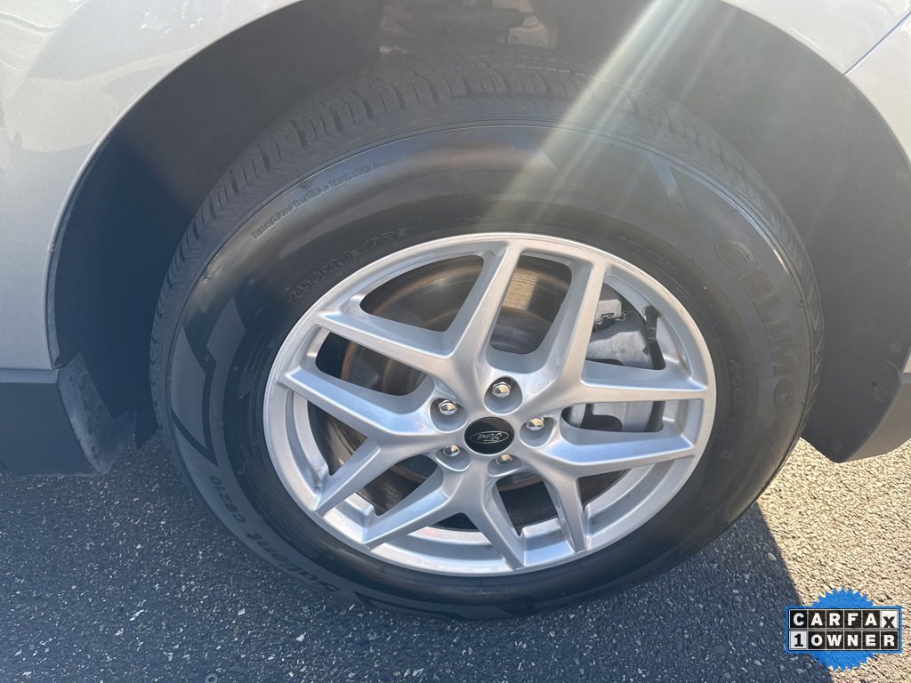 Used 2024 Ford Edge SEL image 11