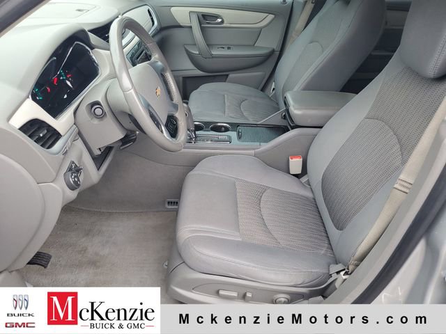 Used 2017 Chevrolet Traverse LT FWD image 5