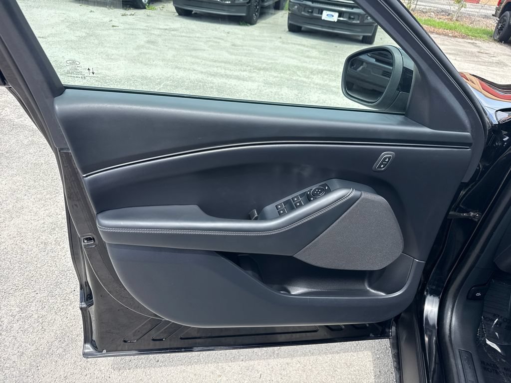 Used 2025 Ford Mustang Mach-E Select AWD/4WD image 13
