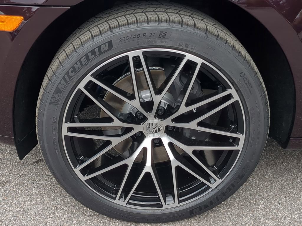 New 2026 Porsche Macan Turbo image 12