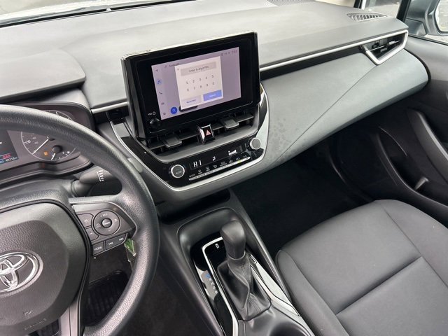Used 2024 Toyota Corolla LE image 29