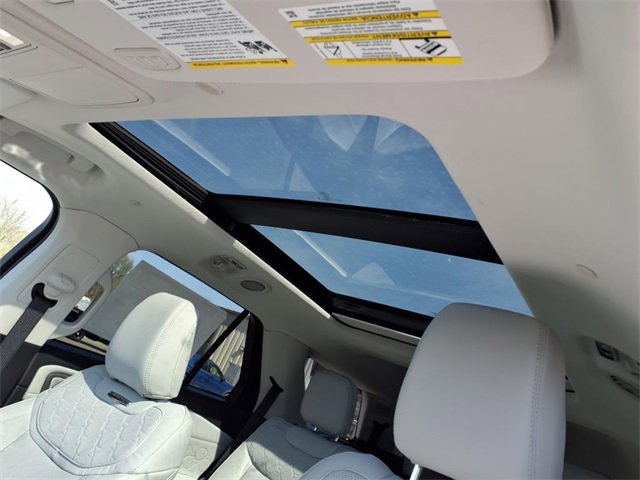 New 2025 Ford Explorer Platinum w/ LUX Leather Package image 16