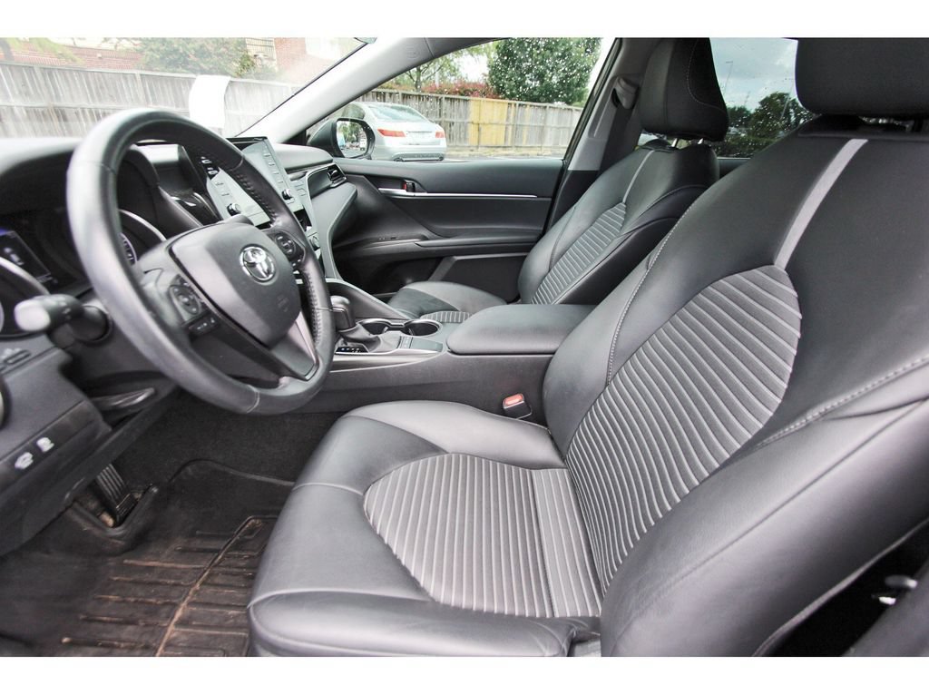 Used 2024 Toyota Camry SE FWD image 15