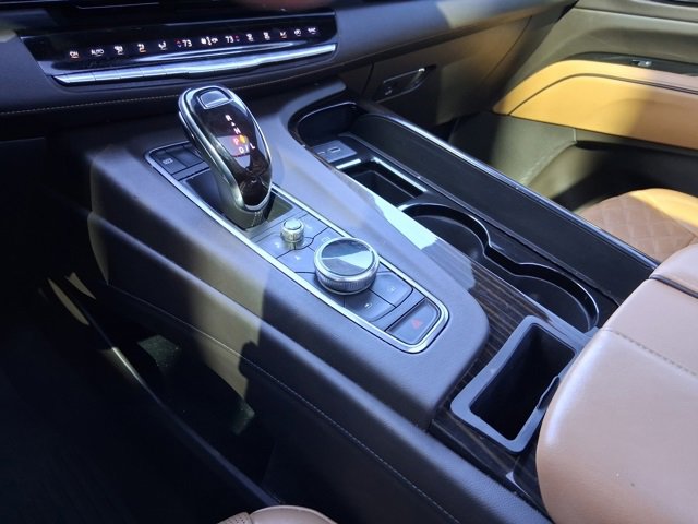 Used 2021 Cadillac Escalade Premium Luxury w/ LPO, Illumination Package image 12