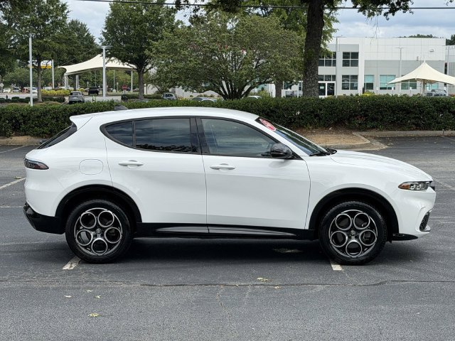 Used 2025 Alfa Romeo Tonale AWD/4WD image 10