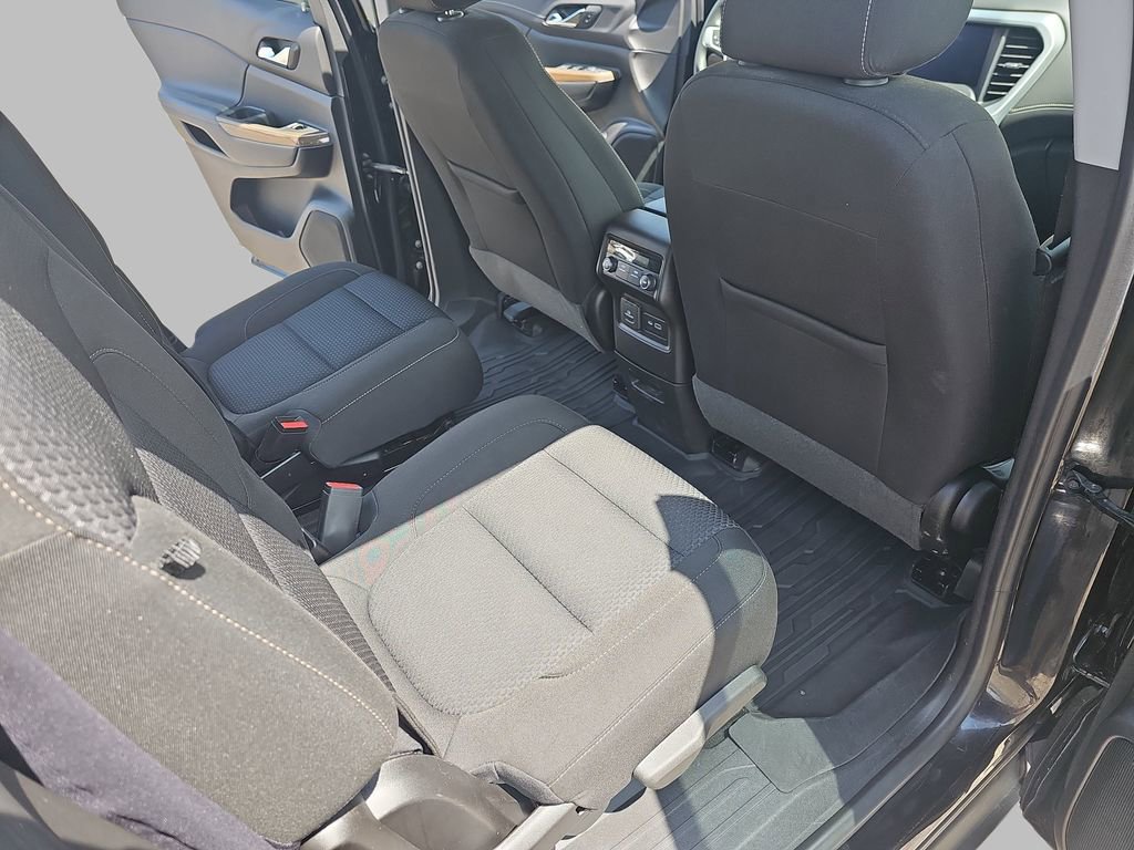 Certified 2022 GMC Acadia SLE w/ Driver Convenience Package AWD/4WD image 14