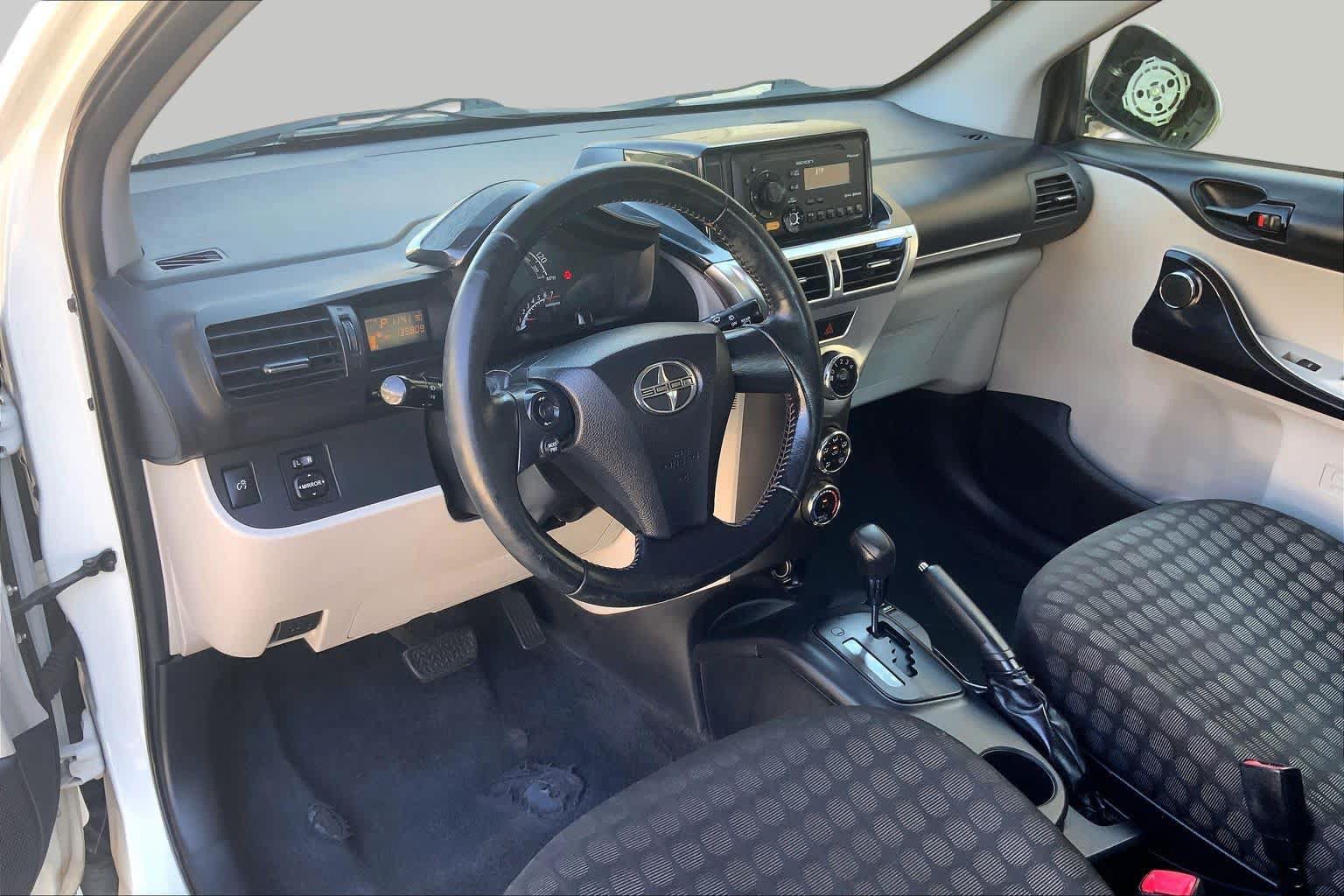 Used 2012 Scion iQ w/ Rear Speaker Pkg FWD image 15