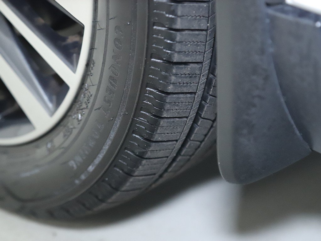 Certified 2023 Nissan Kicks SV FWD image 37