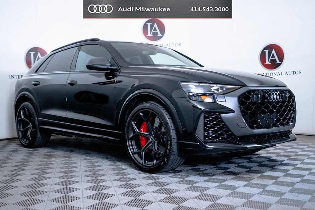 Used 2025 Audi RS Q8 performance w/ Matte Carbon Package AWD/4WD image 1