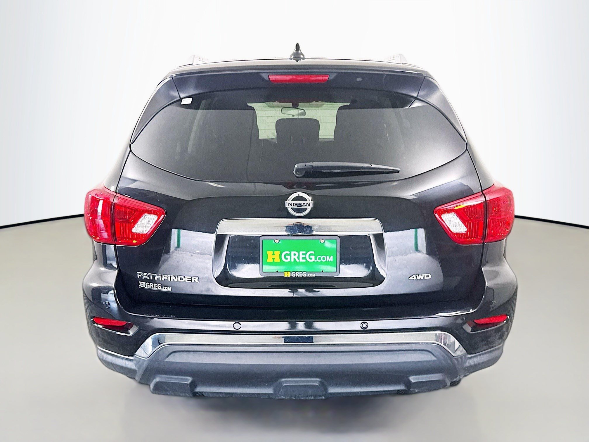 Used 2019 Nissan Pathfinder S AWD/4WD image 8