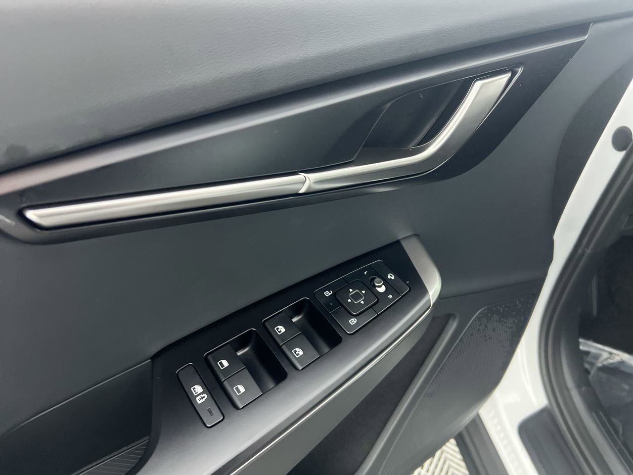 New 2025 Kia EV6 Light image 16