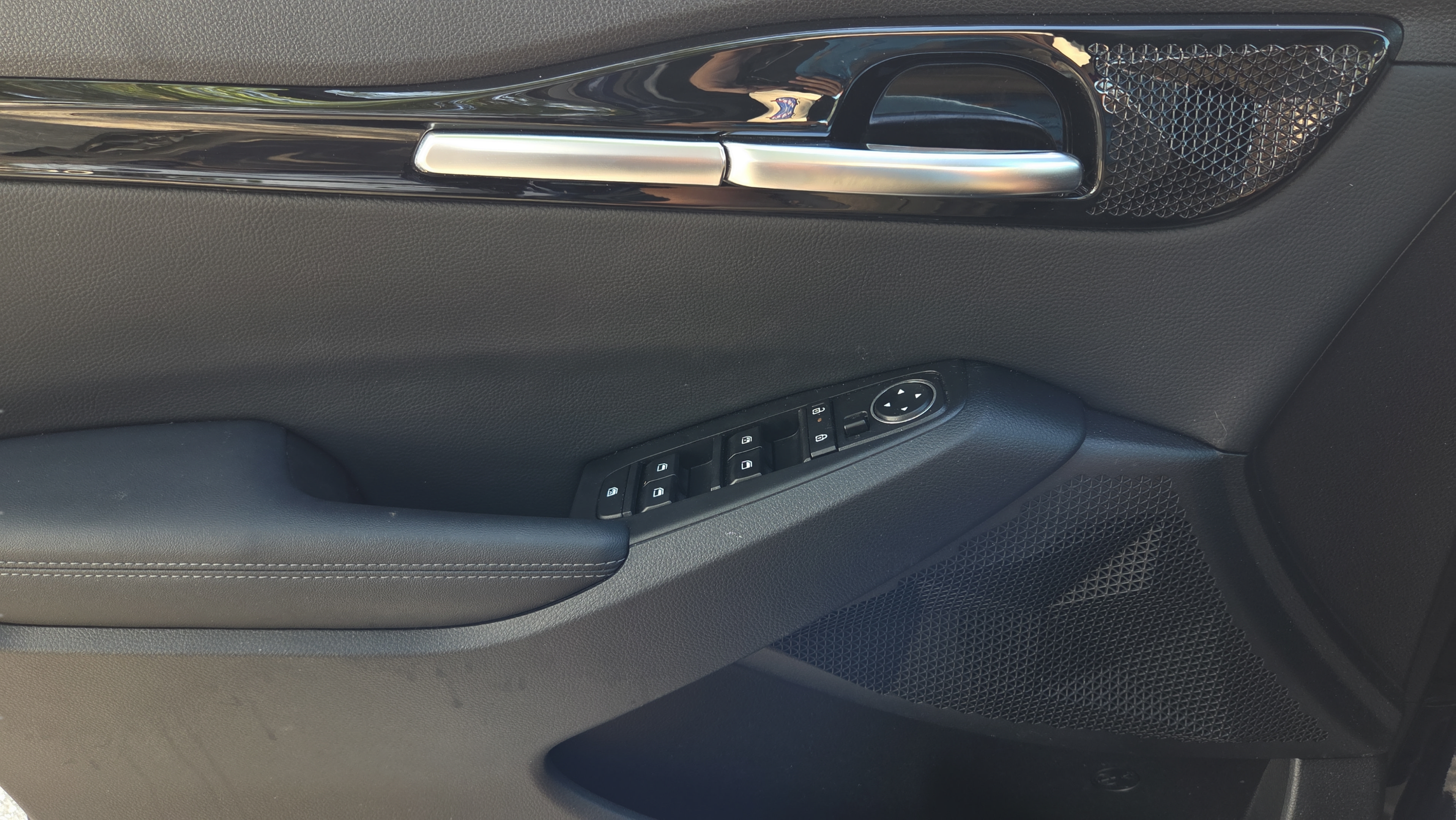 Certified 2024 Kia Seltos EX FWD image 28